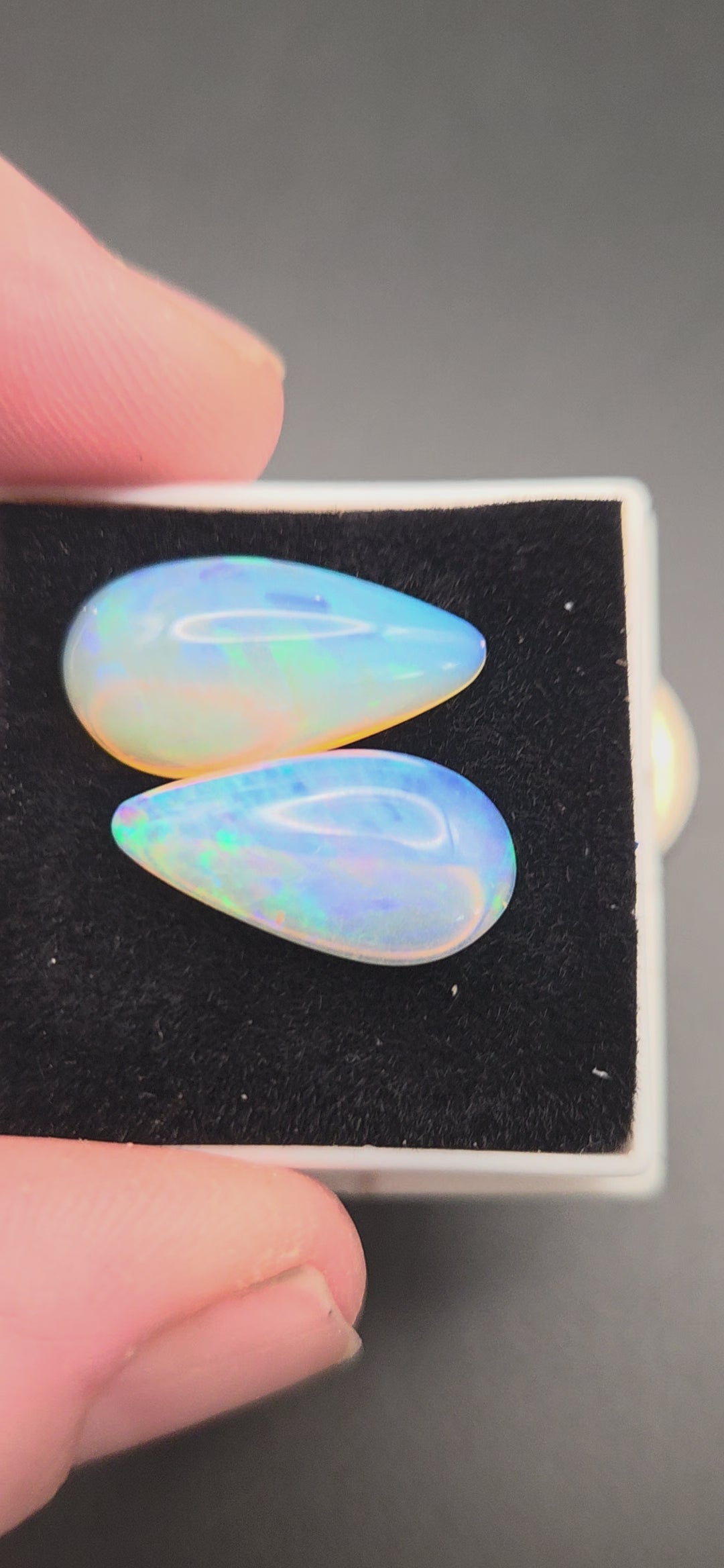 Welo Opal Cabochons 10.0 Total Carat Weight