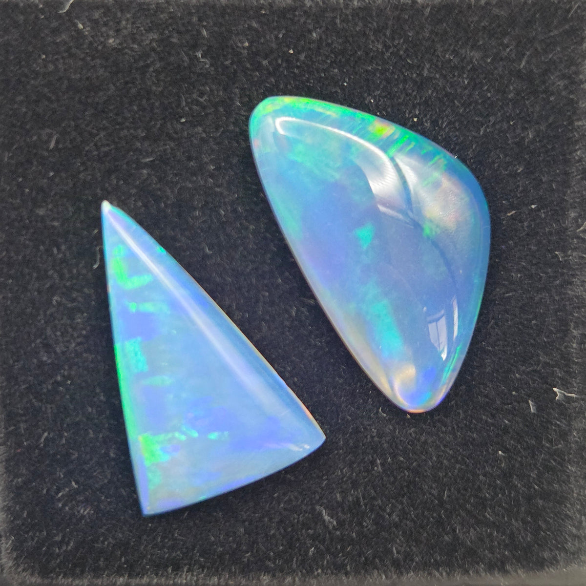 Welo Opal Cabochons 2 Piece Set, 7.75 carats total — cabochon set