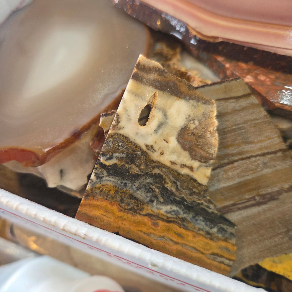 Alternate view of Medium Flat Rate Box of Slabs