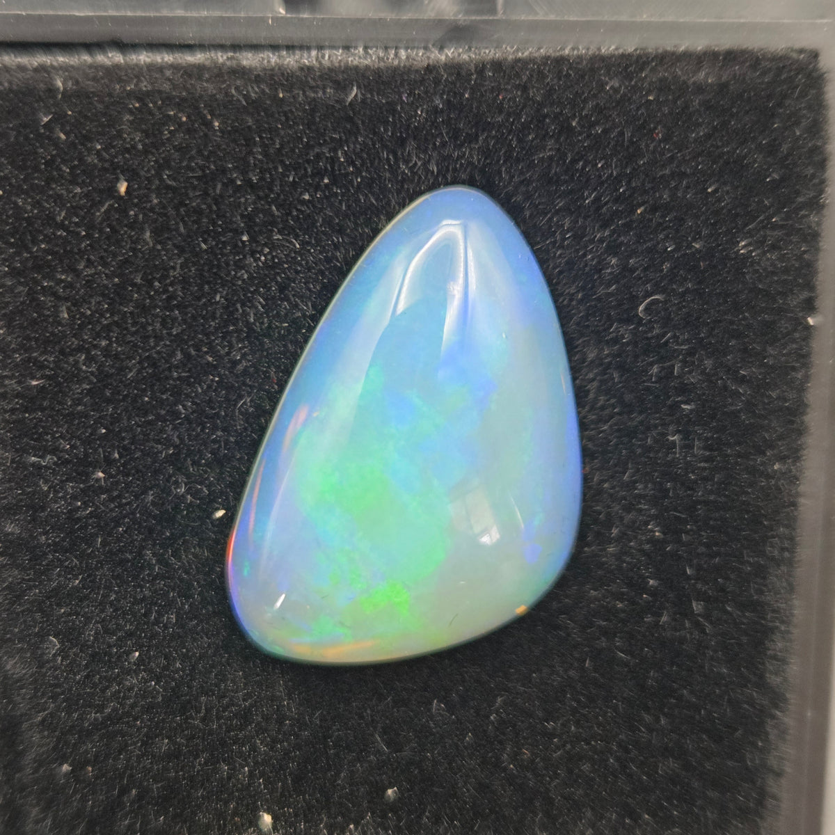 Welo Opal Cabochon 7.8 Total Carat Weight — cabochon