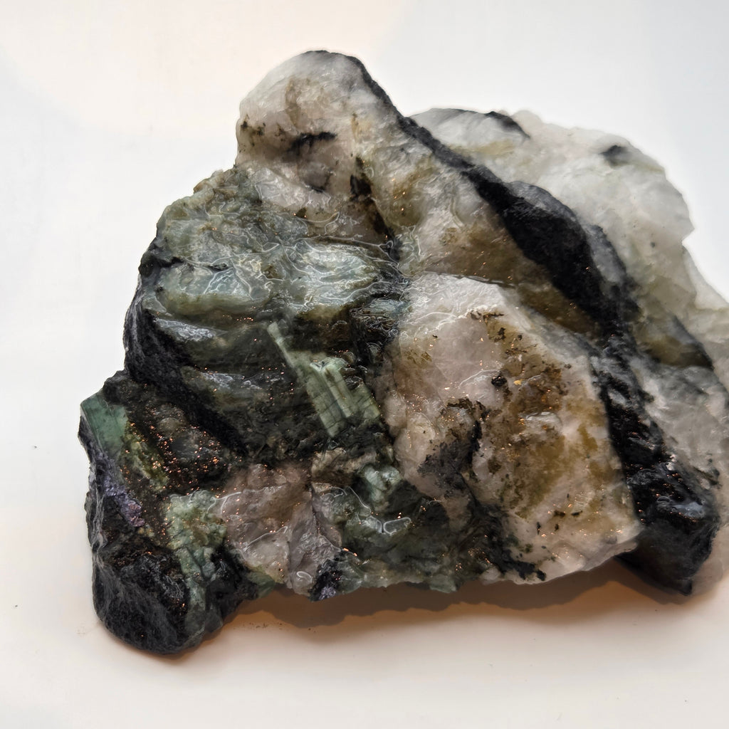 Close-up of Emerald in situ Lapidary Rough