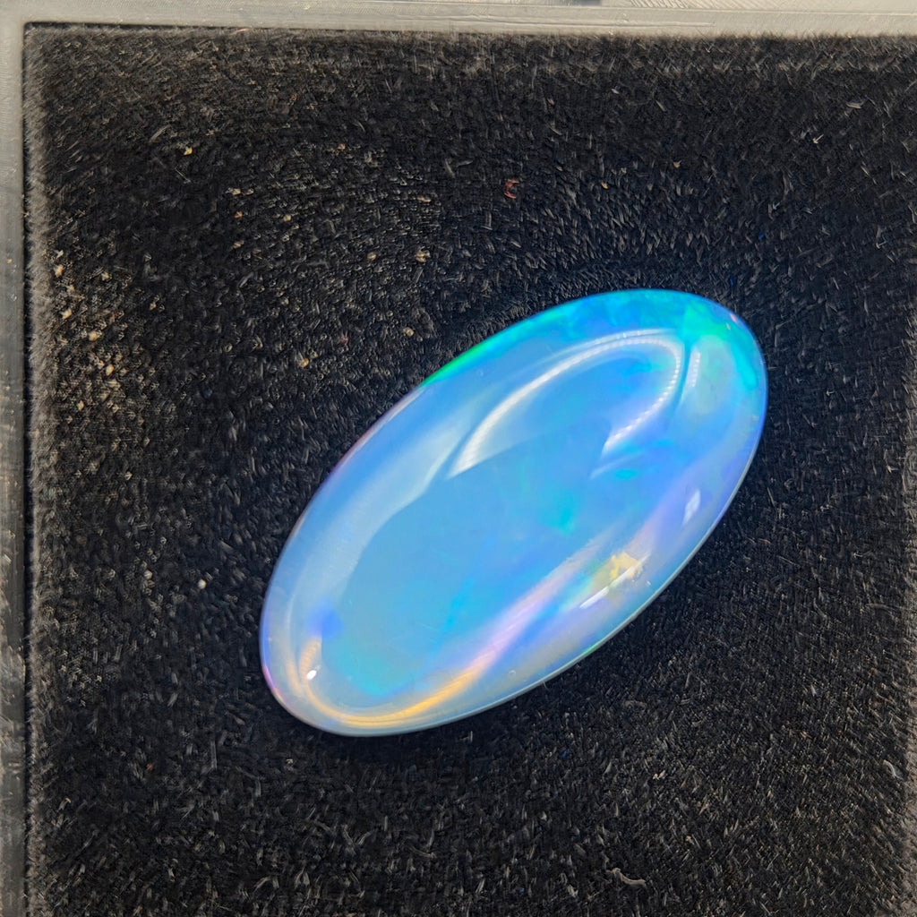 Welo Opal Cabochon 8.0 Total Carat Weight — cabochon